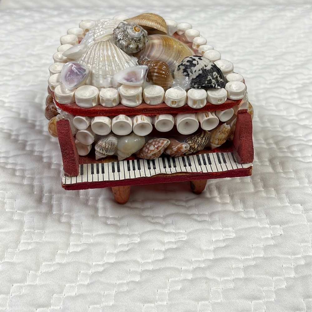 Vintage and rare - seashell grand piano trinket box and guitar